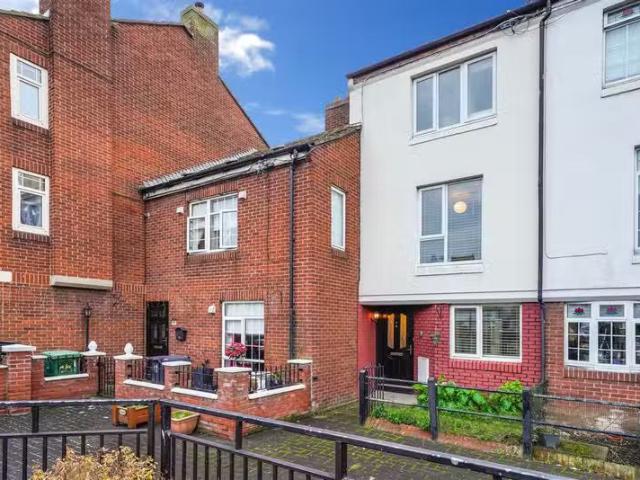 18 Portland Square, Campbells Row, Dublin 1