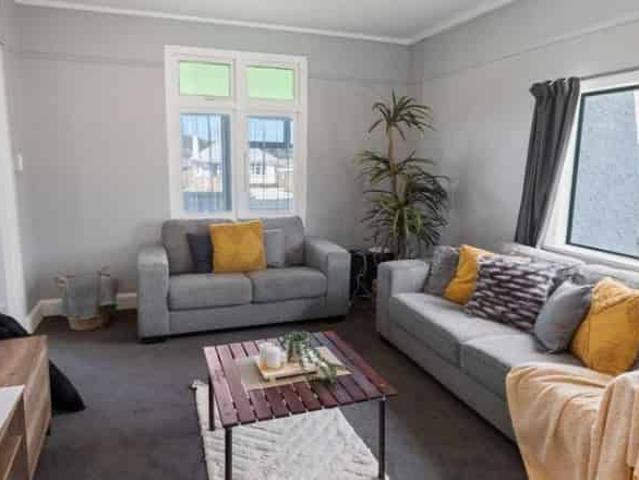 18 Puriri Street