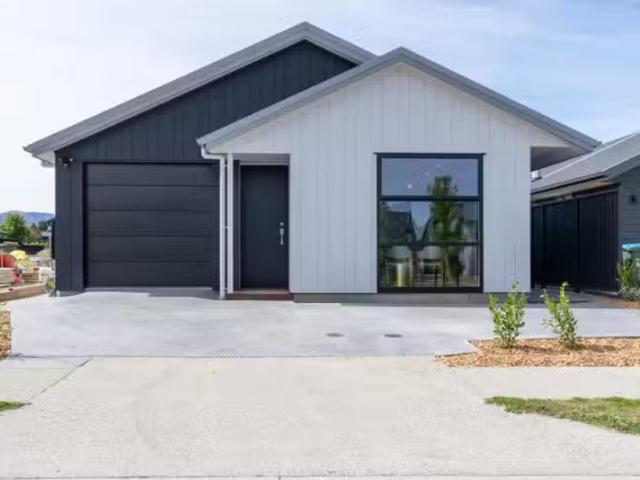 18 Riley Street, Lake Hawea, Wanaka