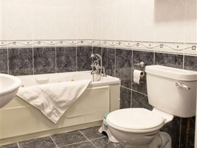 18 Riverbank, Easkey, Sligo Fox & Gallagher 4871 MyHome. Ie Residential