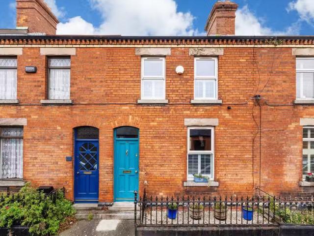 18 Russell Avenue, Drumcondra, Dublin 3, D03T2N8 is for sale