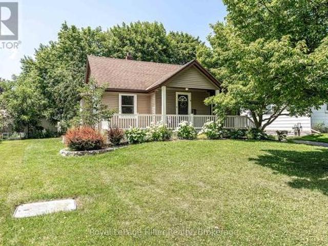 18 Somerset Street, Stratford, ON, N5A 6K1 house for sale | Listing ID X13542 | Royal LePage