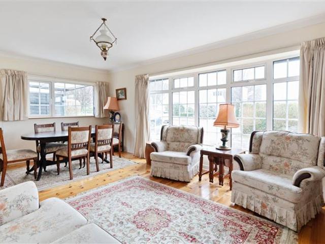 18 Springhill Ave, Blackrock, County Dublin Janet Carroll Estate Agent 4906 MyHome. Ie Residential