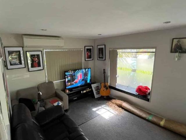 18 Stottholm Road, Titirangi, Auckland