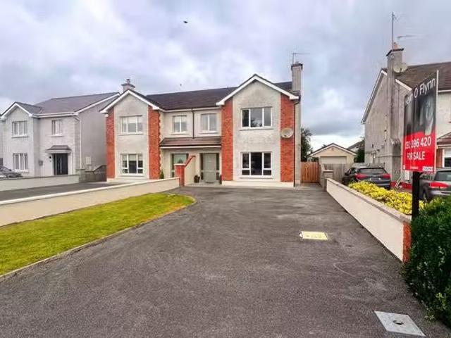 18a Moycarn Grove, Ballinasloe, Co. Galway, H53W3C4 is for sale