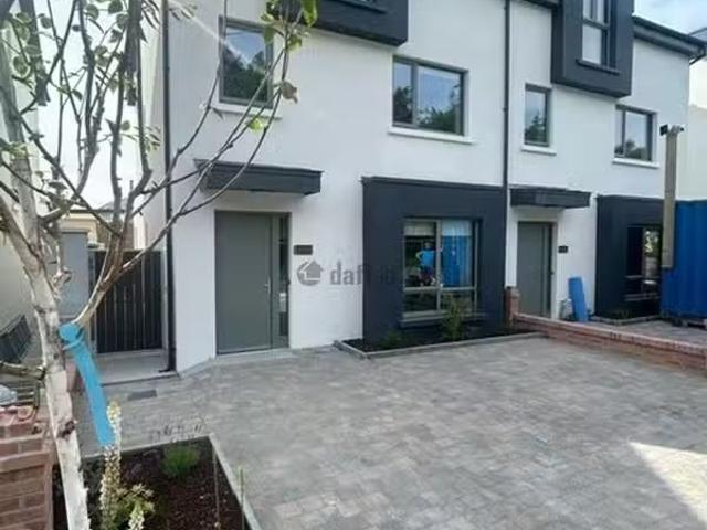 18B Bóthar Stiofán, Knocknacarra, Rahoon, Co. Galway is for rent