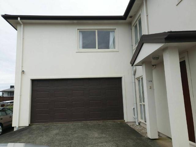 18B Becroft Drive, Forrest Hill Townhouse for Rent