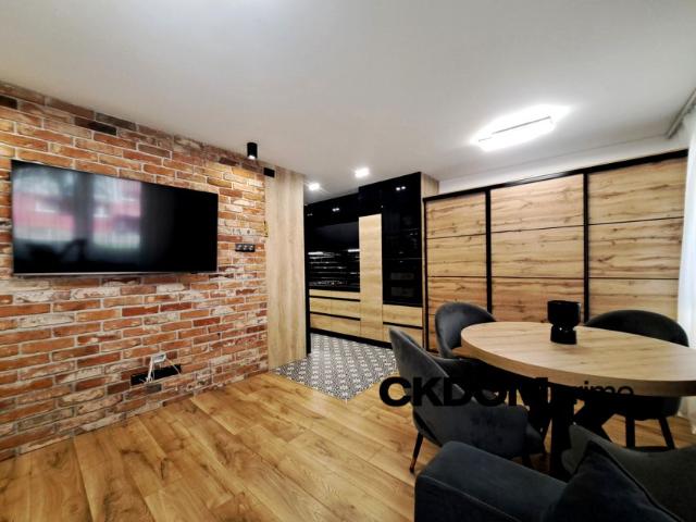 1905 Roku 56 m², Radom