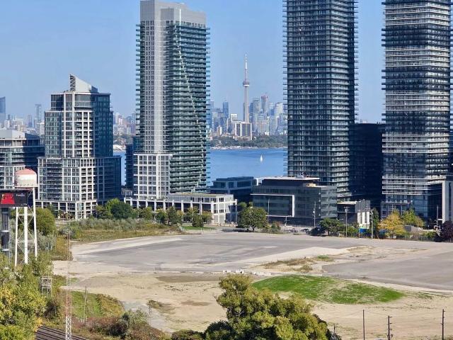 1906 185 Legion Road N, Etobicoke | 2Beds/2Bath, Condo, $3,300/mo | Condos. Ca