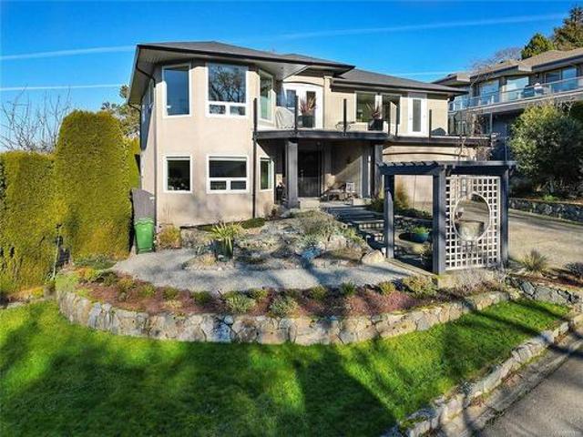 1907 Quixote Lane, Victoria, BC, V8S 5L5 house for sale | Listing ID 985269 | Royal LePage