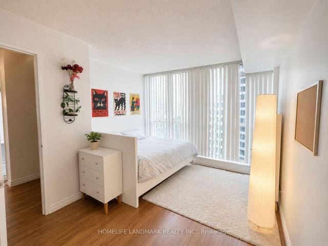 1907 24 Wellesley Street W, Toronto | Leased, C13591 | Condos. Ca
