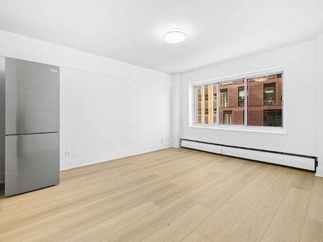 1900 Av. Lincoln, #114