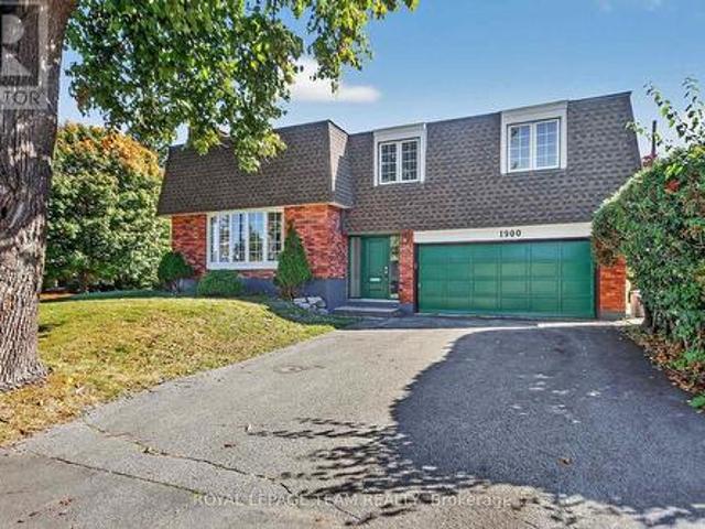 1900 Southampton Court, Ottawa, ON, K2C 0W3 house for sale | Listing ID X12946 | Royal LePage