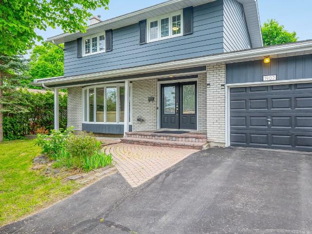1902 Featherston Drive, Ottawa 4 Bedroom Apartment for Rent at 1902 Featherston Dr, Ottawa, ON K1H 6P5 Alta Vista
