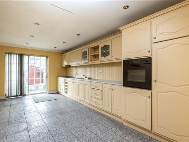 Sale Agreed | 15 St. Aidan's Villas, Enniscorthy, Co. Wexford Sherry FitzGerald O'Leary Kinsella 5010 MyHome. Ie Residential
