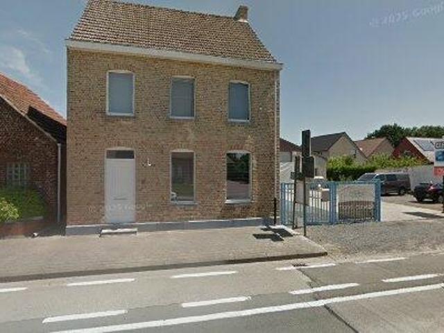 190 m2 apartment for rent in Moorslede