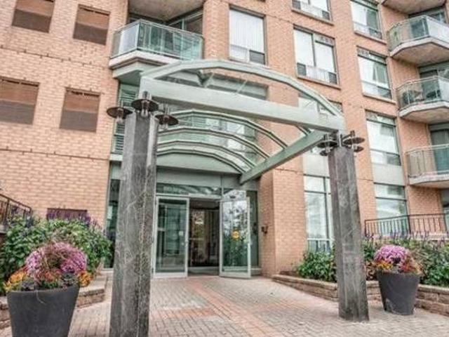 190 Manitoba Street 21368 Toronto ON M8Y 4G7 1 Bedroom Condo for 2600 month