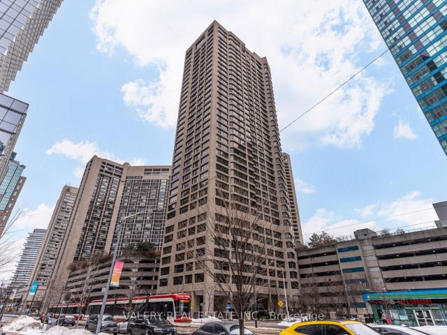 1913 55 Harbour Square, Toronto | Expired, C12809 | Condos. Ca