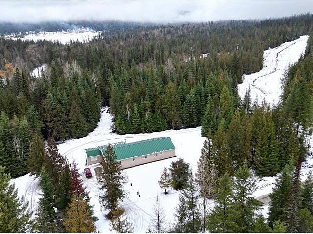1925 Mcdaniels Road Castlegar, British Columbia