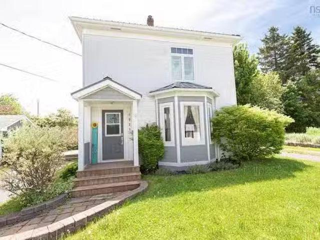 1925 Gregorys Lane, Westville, NS, B0K 2A0 house for sale L.