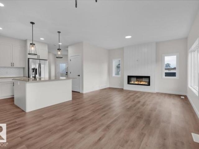1920 Westerra Lane, Stony Plain, AB, T7Z 0L3 house for sale | Listing ID E4497 | Royal LePage