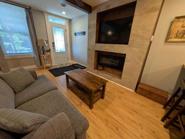 192 Adelaide Street 1 Bedroom Apartment for Rent at 192 Adelaide St, Kingston, ON K7K 1Y5 Williamsville
