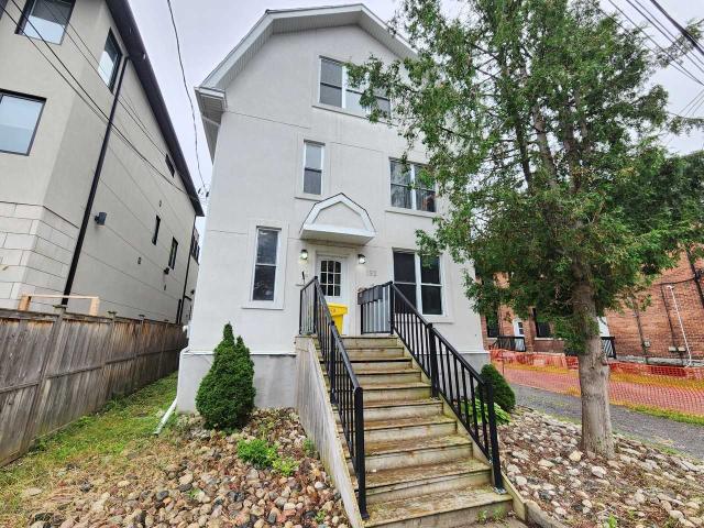 192 Fifth Avenue 4 Bedroom Apartment for Rent at 192 Fifth Ave, Ottawa, ON K1S 2M9 The Glebe