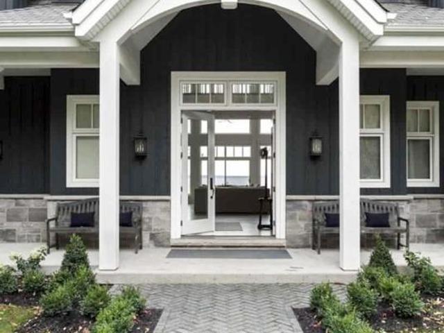 192 Hampton Cres