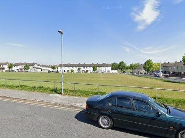 192 m2 office space for rent in Dublin 17