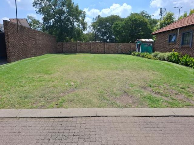 192 m² Land available in Evander