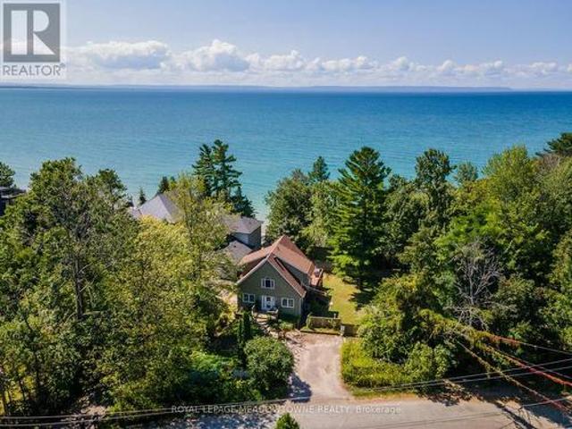 1936 Tiny Beaches Road S, Tiny, ON, L0L 1P0 house for sale | Listing ID S12748 | Royal LePage