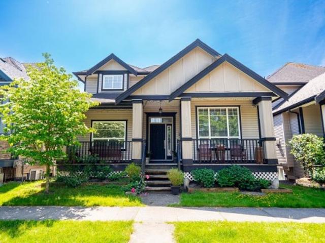 1933 A Avenue, Surrey, BC, V4N 5X9 house for sale | Listing ID R3149 | Royal LePage