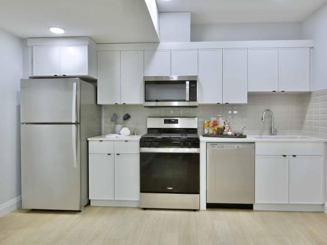 1933 63 Avenue Furnished 1 Bedroom 1 Bathroom [object Promise] for Rent