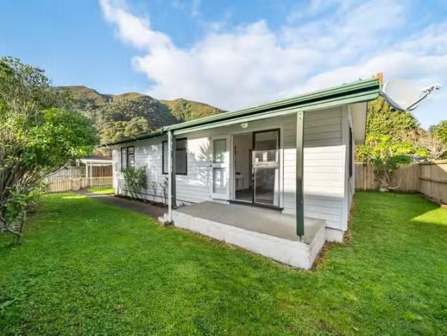 193a Whites Line East, Waiwhetu, Lower Hutt City For Sale