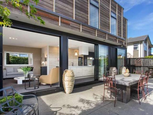 1/94 Caledonian Road, St Albans, Christchurch City