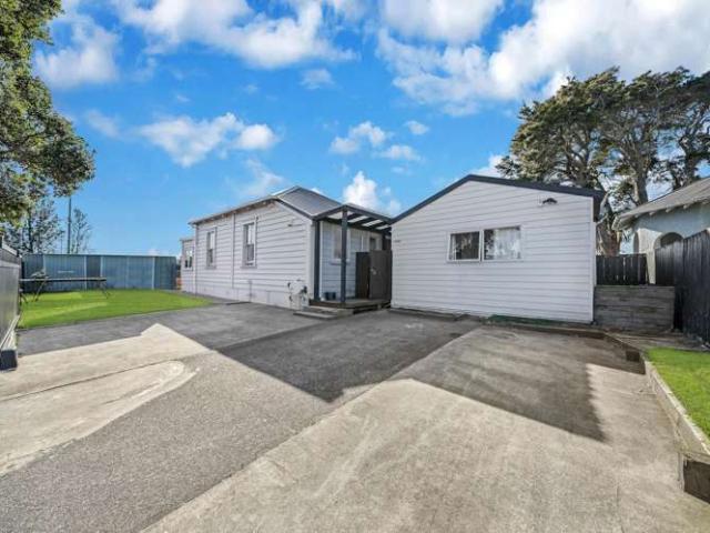 1/94 Browns Road, Manurewa, Manukau City