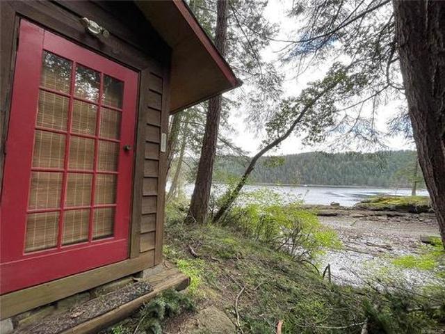 194 Sockeye Dr, Mudge Island, BC, V9S 1V1 house for sale | Listing ID 995350 | Royal LePage