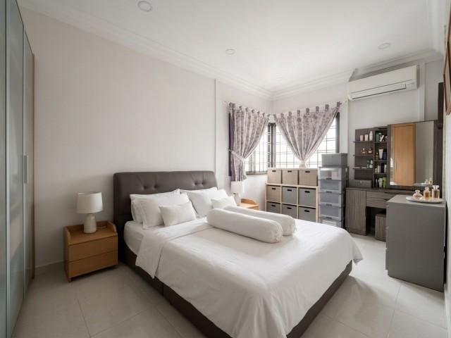194 Rivervale Drive HDB Apartment For Sale, $650,000, 3 Bed 2 Bath 10,538 sqft $62.00 psf