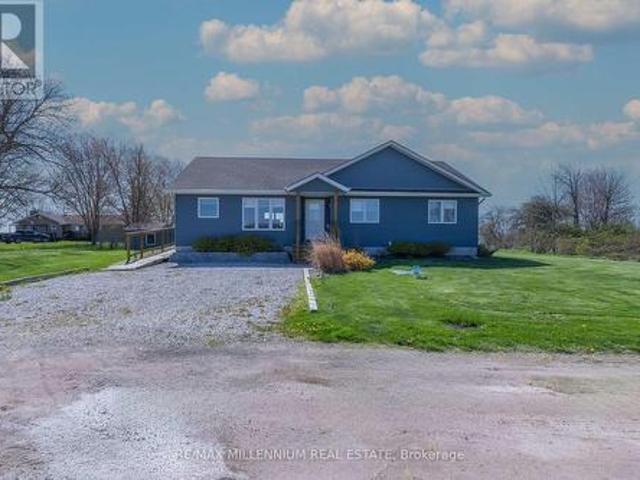 1954 Ocean Boulevard, Chatham Kent, ON, N0P 2P0 house for sale | Listing ID X13430 | Royal LePage
