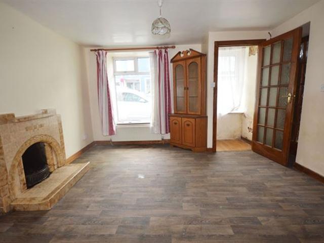 195,000 | West End, Main Street, Ardara, Co. Donegal Henry Kee & Son 5014 MyHome. Ie Residential