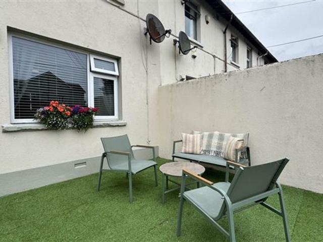 195,000 | 31 Fatima Court, Dundalk, County Louth Michael Lavelle Estate Agents 5022 MyHome. Ie Residential