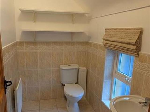 195,000 | 5 Amberwood Court, Ballyconnell, Cavan REA Donohoe Spring Ballyconnell 4973 MyHome. Ie Residential