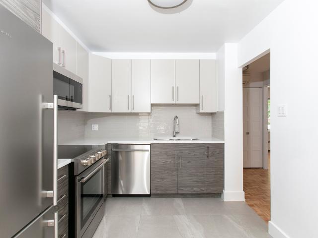 195 Côte Ste Catherine Road 195 Côte Ste Catherine Road 2 Bedrooms [object Promise] for Rent