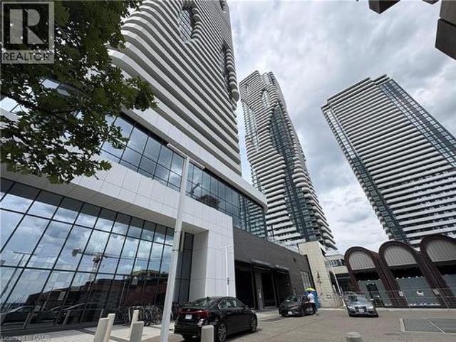 195 Commerce Street Unit# 1603, Vaughan, ON, L4K 0P9 condo for sale | Listing ID 40840 | Royal LePage