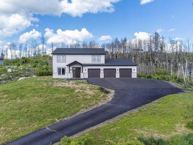 195 Carmel Crescent, Hammonds Plains, NS, B3Z 1N8 house for sale | Listing ID 202615 | Royal LePage