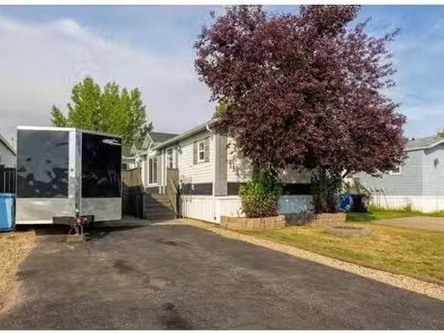 195 Cree Lane, Fort Mcmurray, AB, T9K 1Y4 house for sale Li.