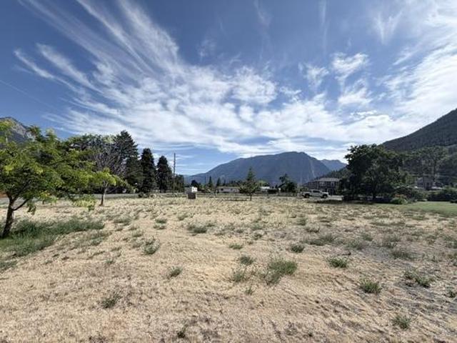 195 Hollywood Crescent, Lillooet, BC, V0K 1V0 vacant land for sale | Listing ID 10394 | Royal LePage