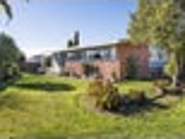 1960 Architectural Delight!