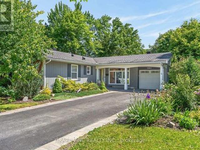 1961 Oakdean Crescent, Ottawa, ON, K1J 6H6 house for sale | Listing ID X13464 | Royal LePage