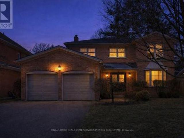 1962 Calgary Court, Mississauga, ON, L5H 4J1 house for sale | Listing ID W13037 | Royal LePage